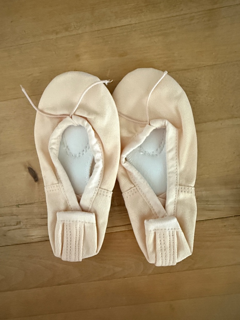 Kids Canvas Ballet Slippers  in beige. Size 27 Eur - US11. New.